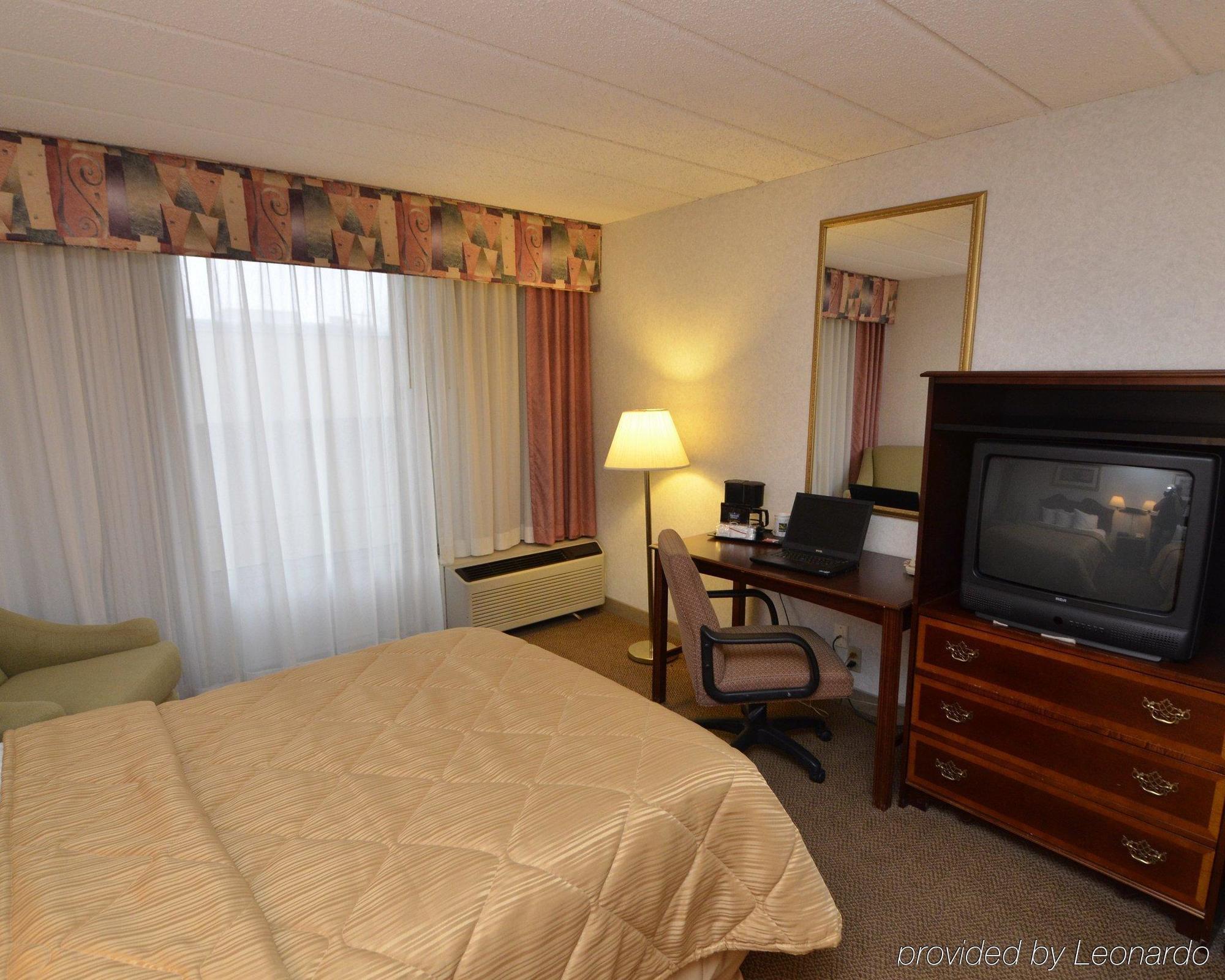 Baymont By Wyndham Milesburg Hotel Exterior foto